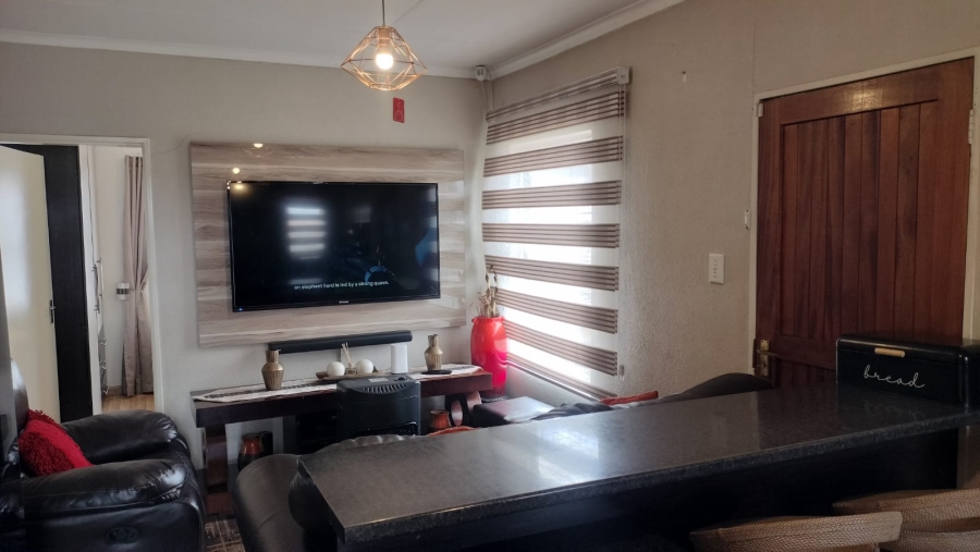 3 Bedroom Property for Sale in Raceway Free State
